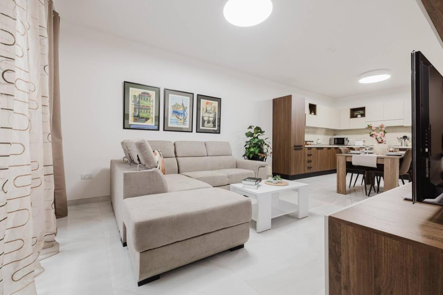 Seaberry Park 1bed New By Homely! *